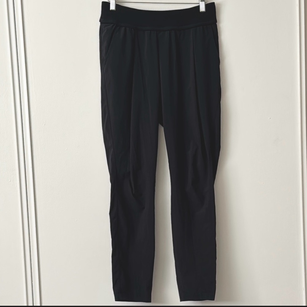 Athleta 4 Brooklyn Pant in Black
